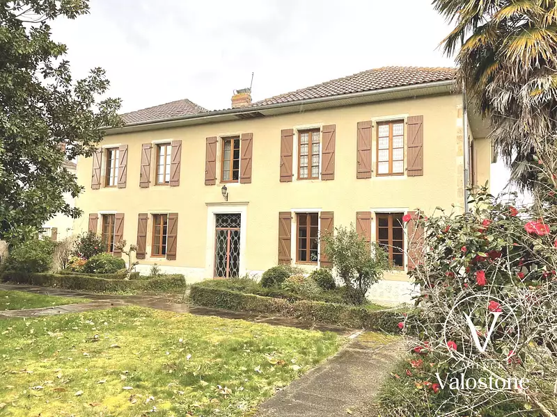 Maison, 320 m²