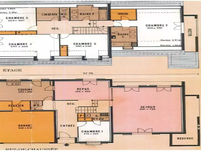 Maison, 246 m²