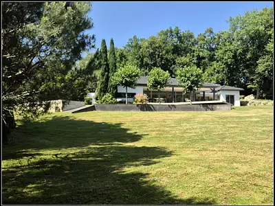 Maison, 210 m²