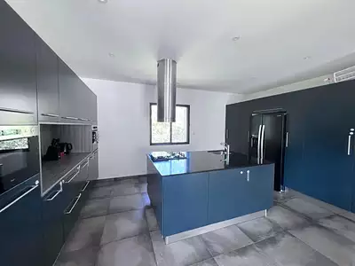 Maison, 200 m²
