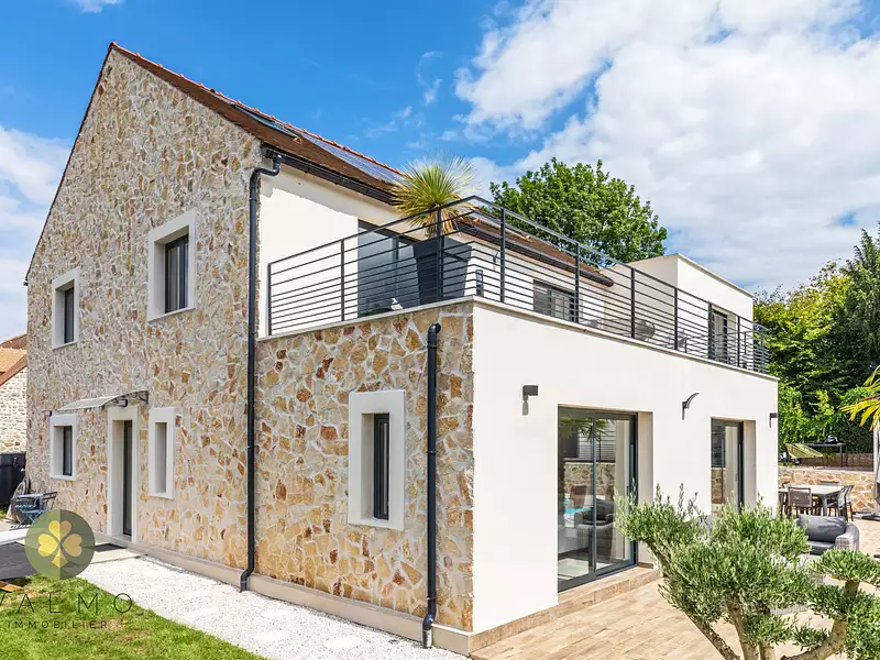 Maison, 315 m²