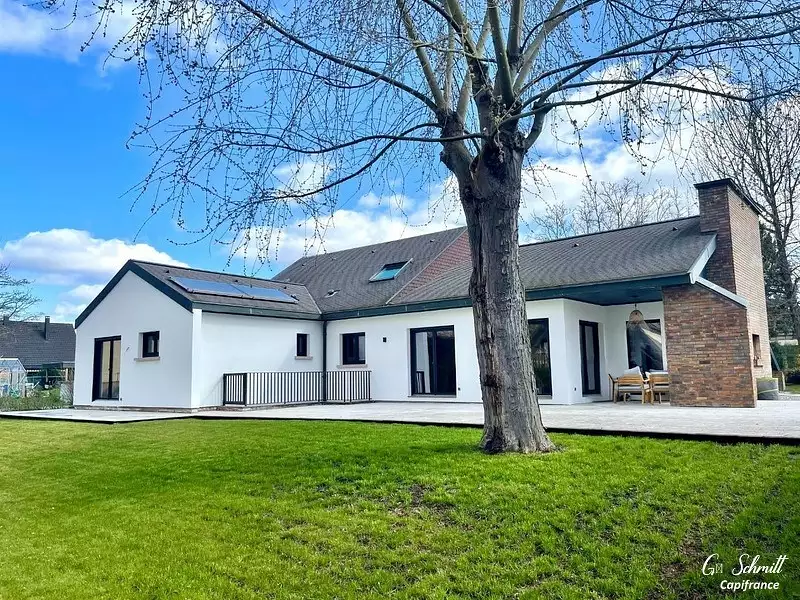 Maison, 196 m²