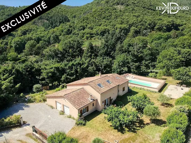 Maison, 170 m²