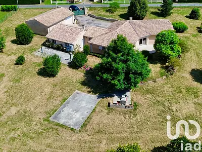 Maison, 144 m²