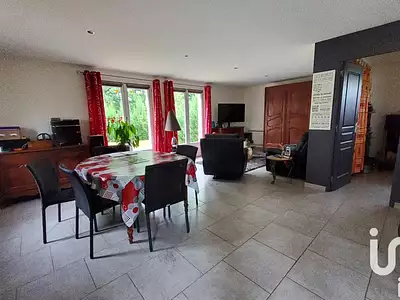 Maison, 290 m²