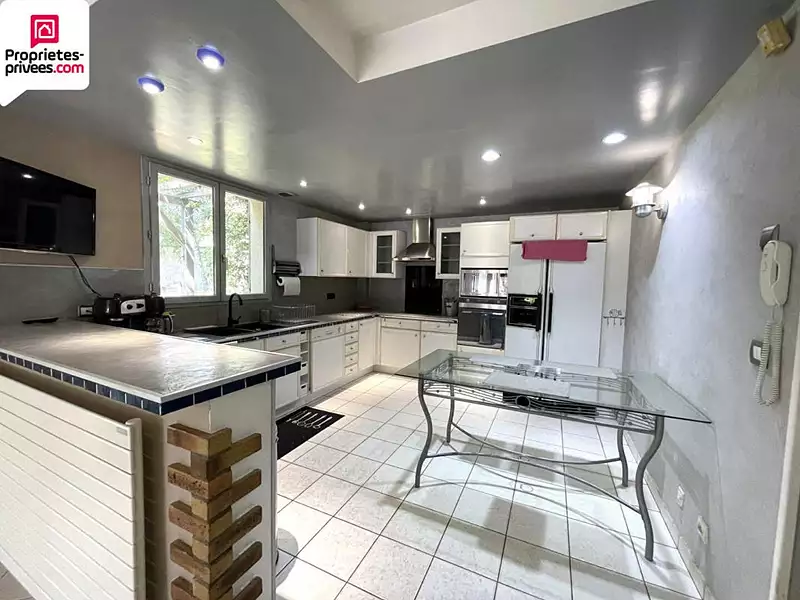 Maison, 164 m²