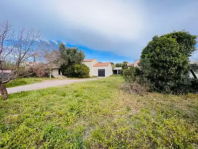 Terrain, 305 m²