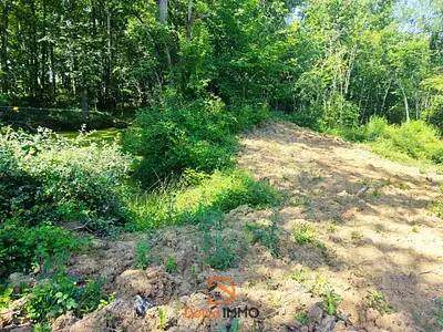 Terrain, 1 748 m²