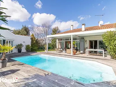 Maison, 241 m²