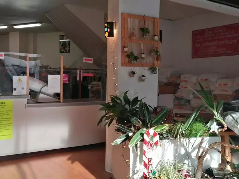 Divers, 220 m²