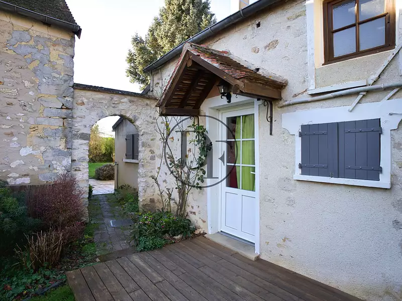Maison, 278 m²