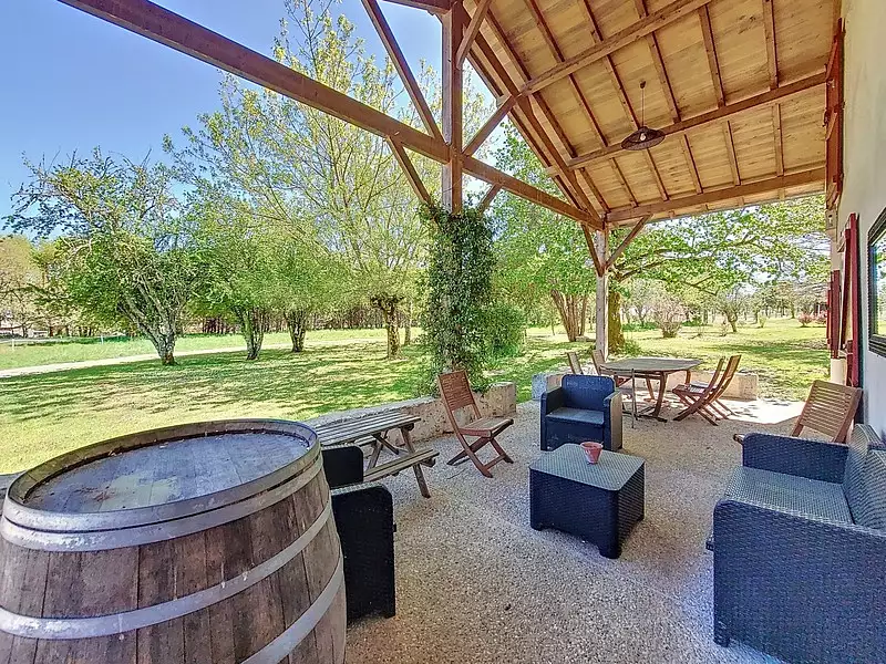 Maison, 235 m²
