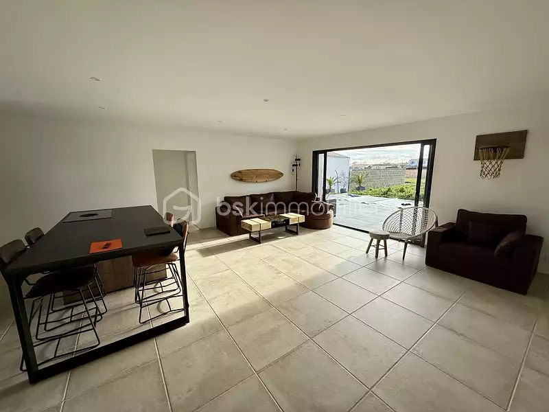 Maison, 97 m²