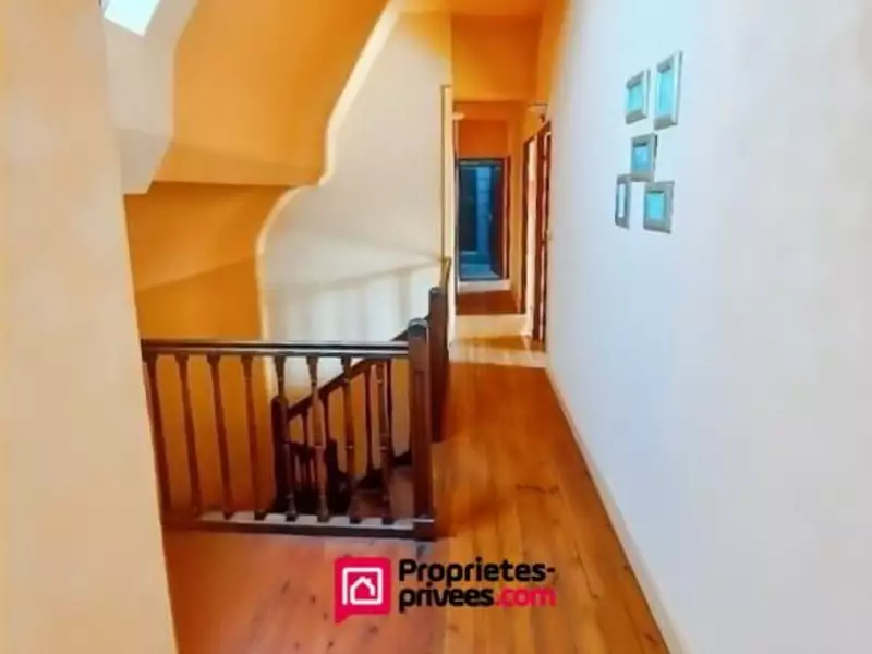 Maison, 216 m²