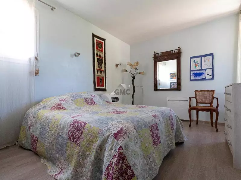 Maison, 215 m²