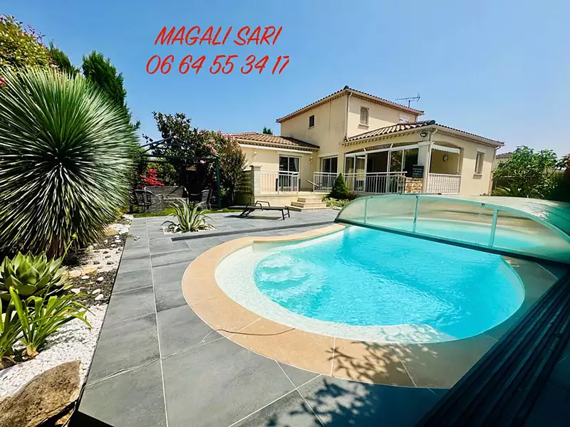 Maison, 158 m²