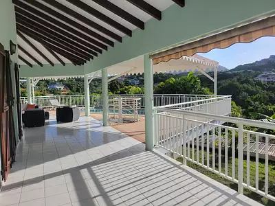 Maison, 176 m²