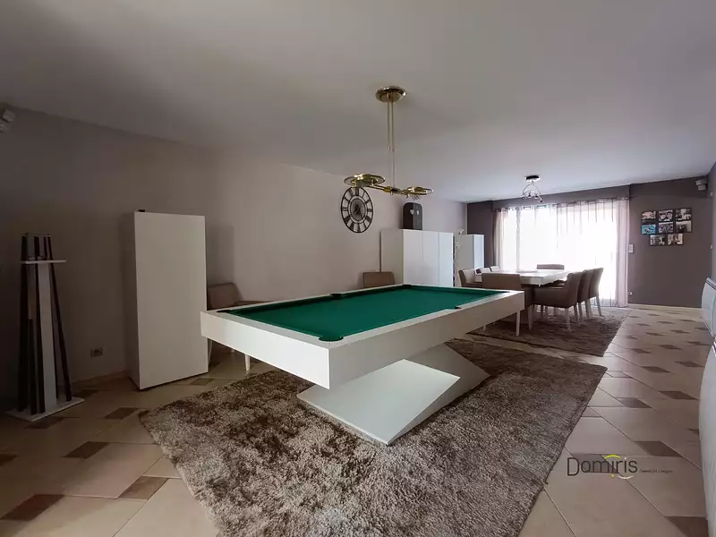 Maison, 162 m²