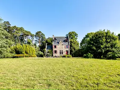 Maison, 240 m²