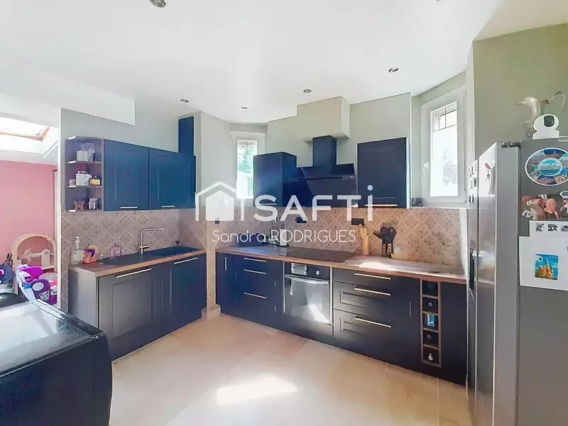 Maison, 160 m²