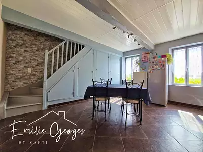 Maison, 195 m²