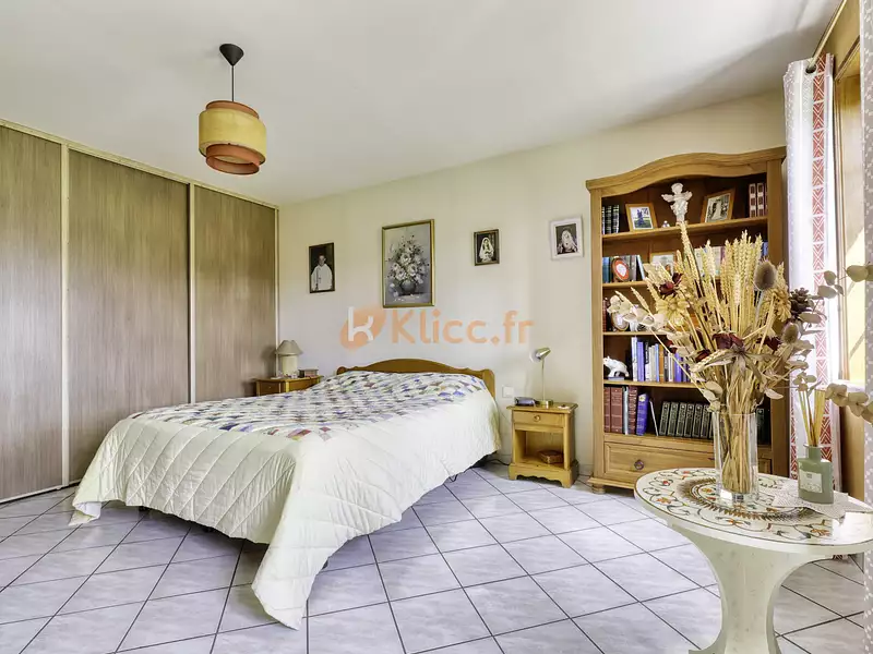 Maison, 210 m²