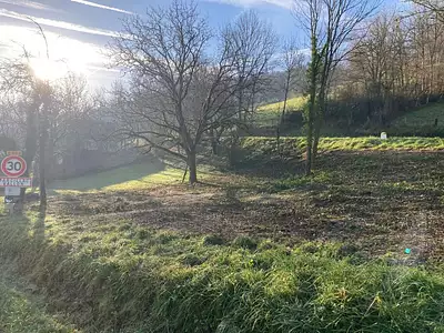 Terrain, 1 210 m²