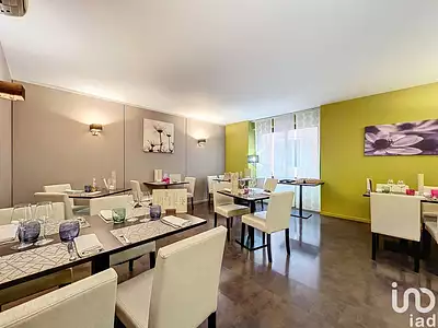 Divers, 180 m²