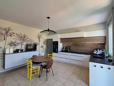 Maison, 267 m²