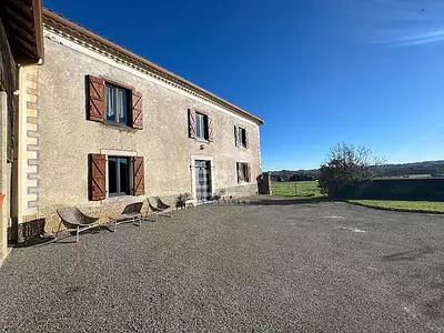 Maison, 166 m²