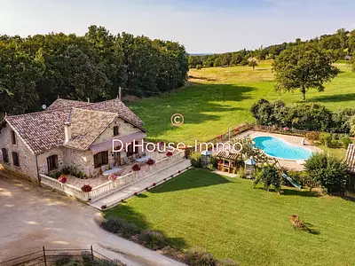 Maison, 228 m²