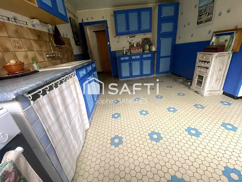 Maison, 180 m²