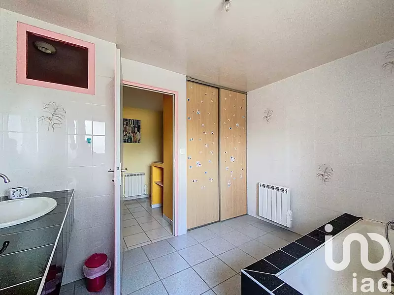 Maison, 183 m²