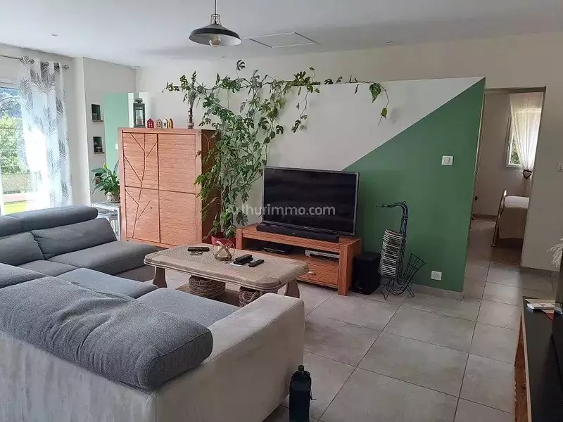 Maison, 240 m²