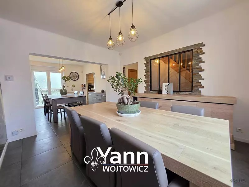 Maison, 160 m²