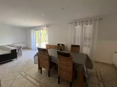Maison, 115,2 m²