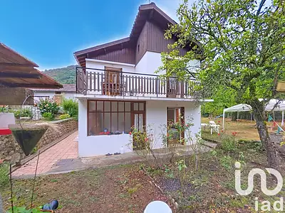 Maison, 99 m²