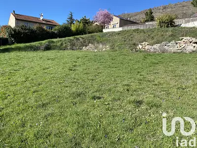 Terrain, 666 m²