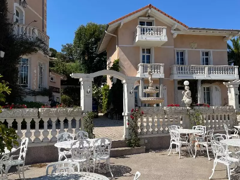 Divers, 850 m²