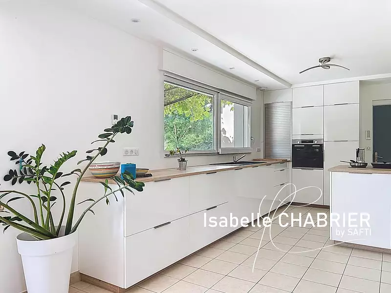Maison, 153 m²