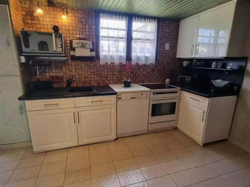 Maison, 204 m²