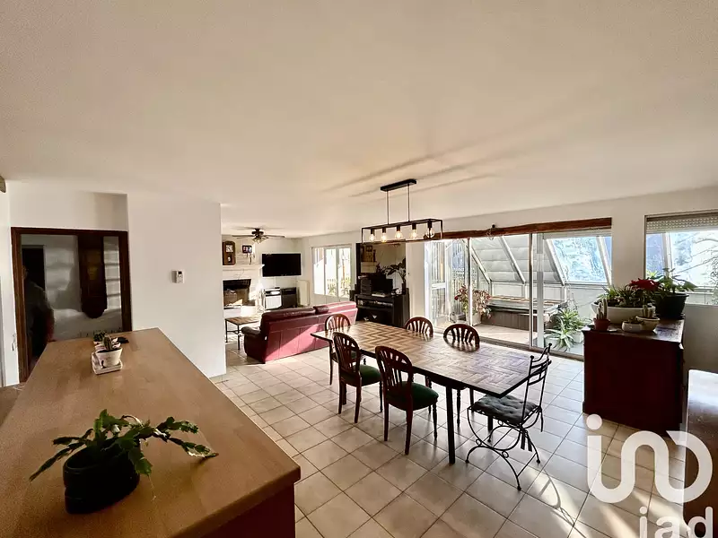 Maison, 159 m²
