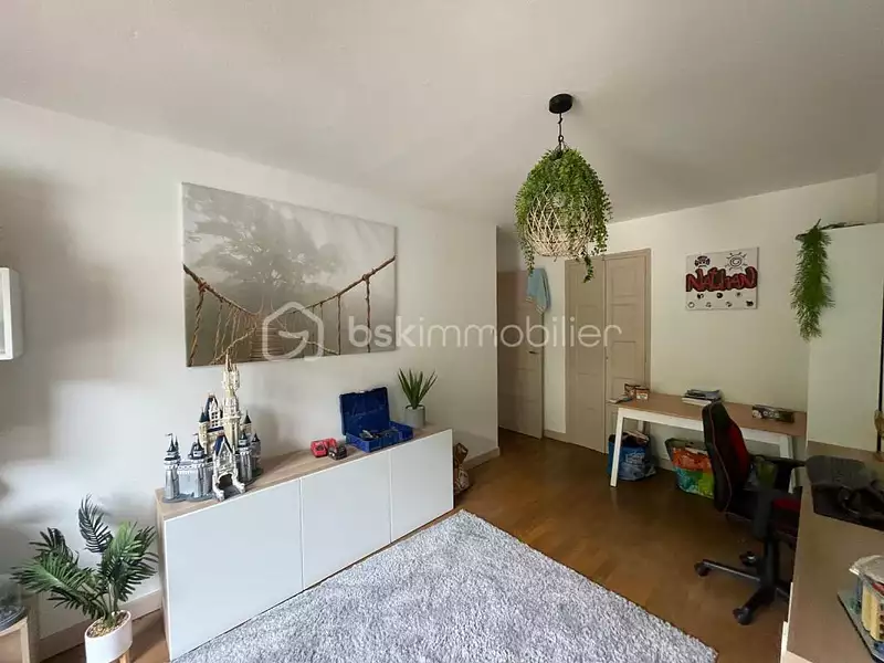 Immeuble, 309 m²