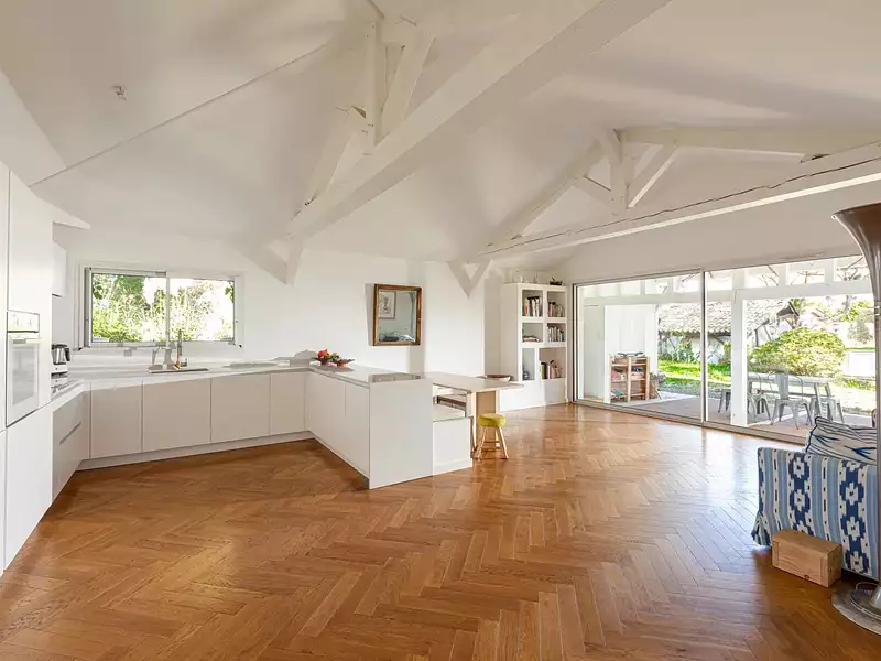 Maison, 196 m²