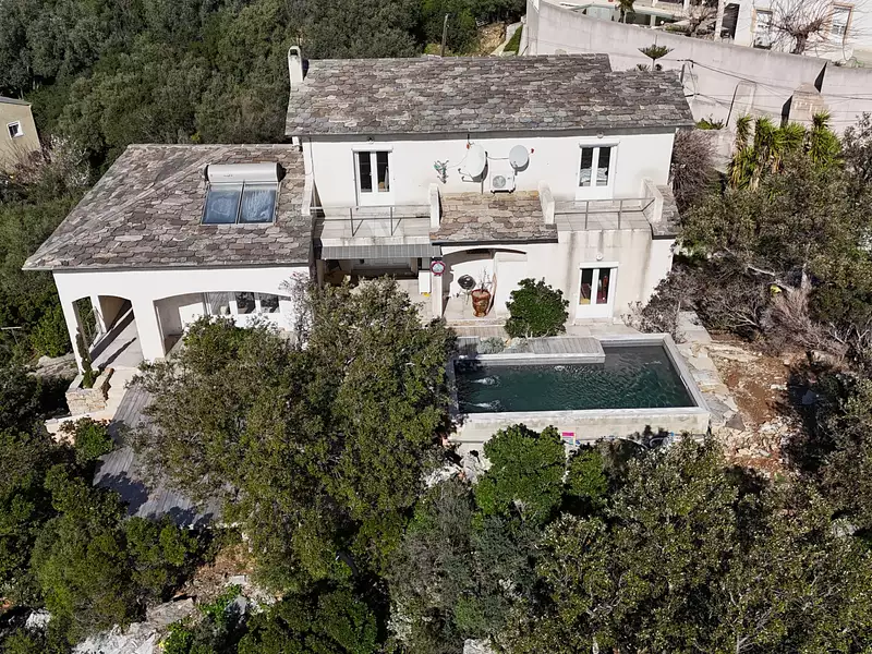 Maison, 206 m²