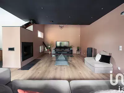 Maison, 350 m²
