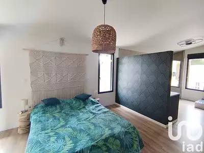 Maison, 166 m²