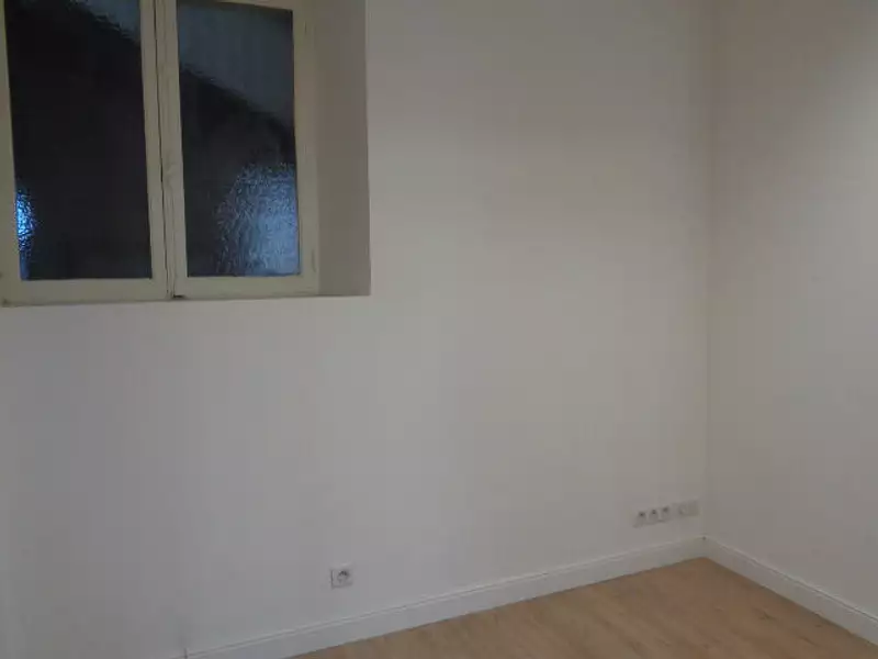 Divers, 28 m²