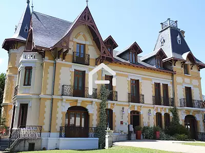 Maison, 1 000 m²