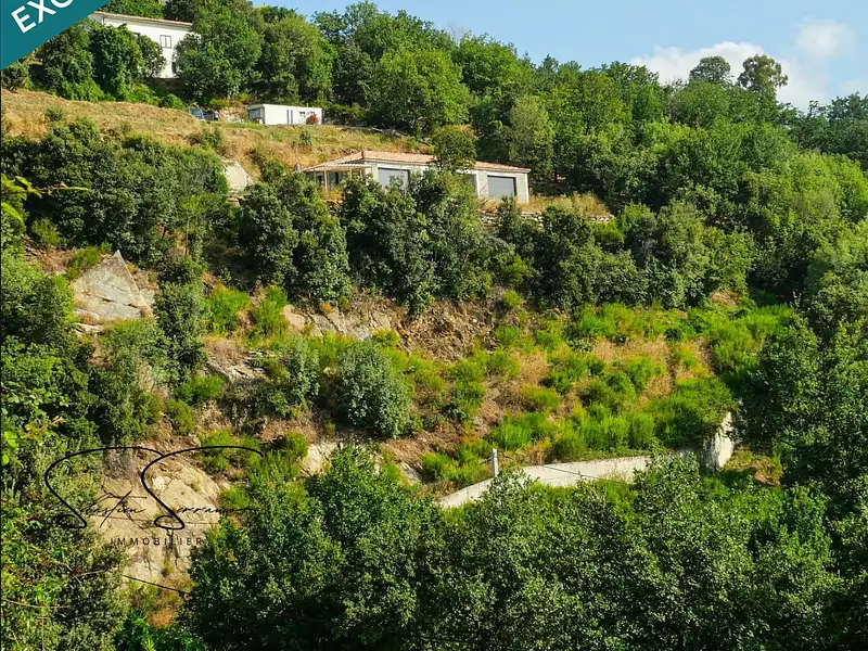 Terrain, 3 566 m²